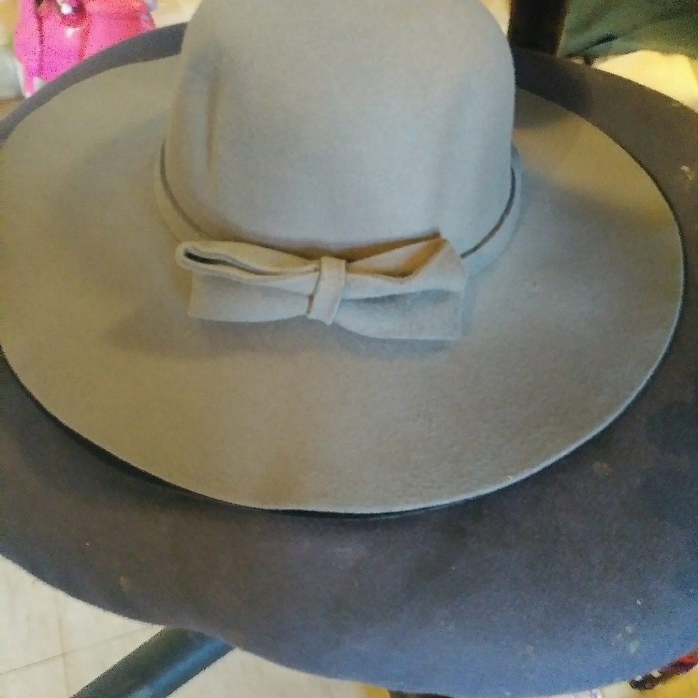HAT - Picture 2 of 2